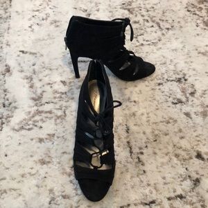 BCBG Tie-up Pumps